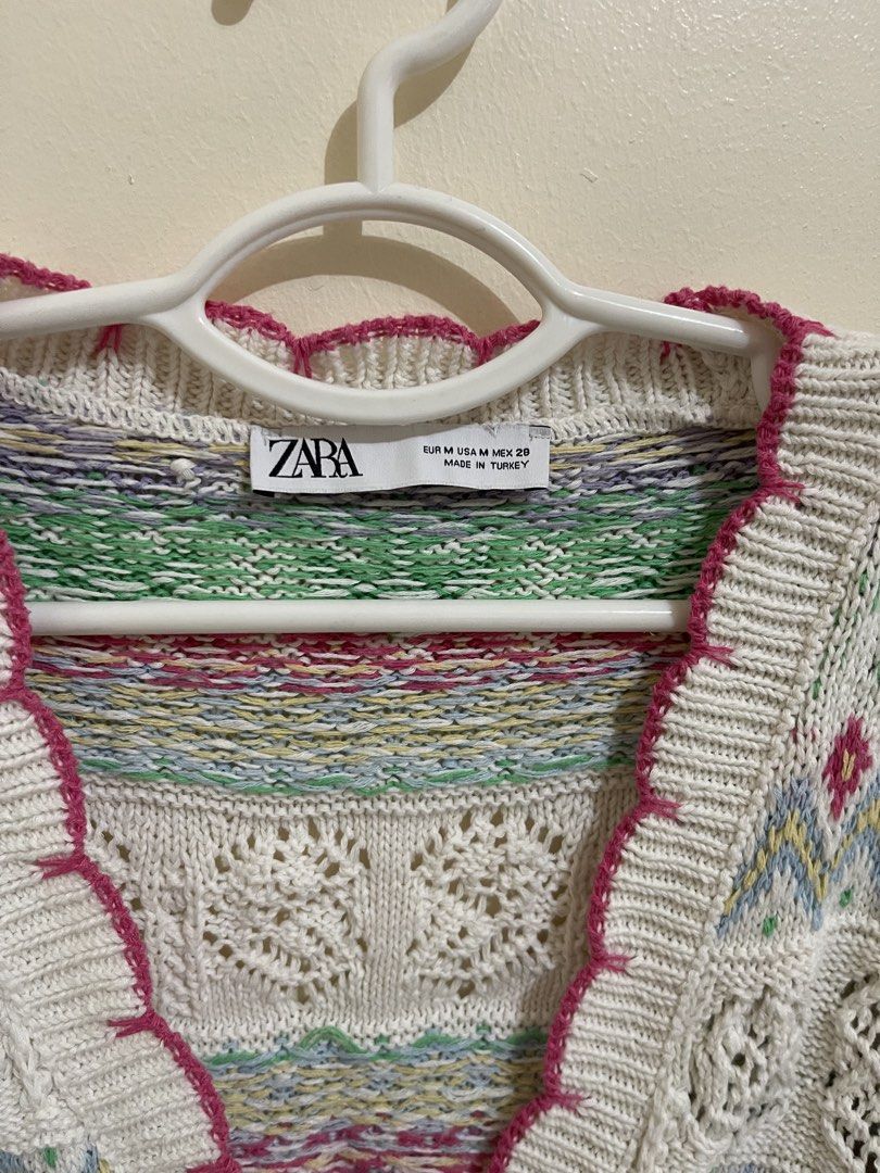 Zara Knit Crochet Cardigan (Category: Coats, Jackets and Outerwear) located in San Jacinto. Submitted by lovedbylou.ph (Listing ID 1463400591, Image 2). Description: •best fits small-medium •grandmacore, cottagecore .