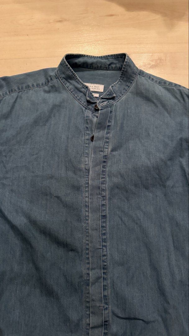 Zara Men Denim Shirt (Category: Tshirts & Polo Shirts ) located in Paranaque City. Submitted by mjohansson (Listing ID 1463371139, Image 2). Description: - Zara Man Denim Shirt - Long Sleeves with Button Cuffs - Purchased for 2,299 - Size L but fits size M - No stains or damages - Get all my listings selling for 3,500 total (9 items) for 2,000 if all purchased together - Lalamove from Makati or Parañaque City or Meetup Greenbelt Makati.