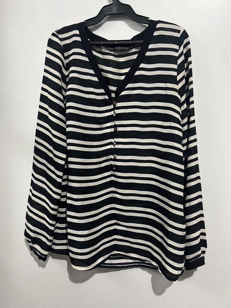 Zara Stripes Longsleeves (Category: Longsleeves) located in Manila. Submitted by jhcollections (Listing ID 1463553824, Image 2). Description: Zara Stripes longsleeves XS on label but can fit up to small Actual photos posted J&t/grab/lalamove.