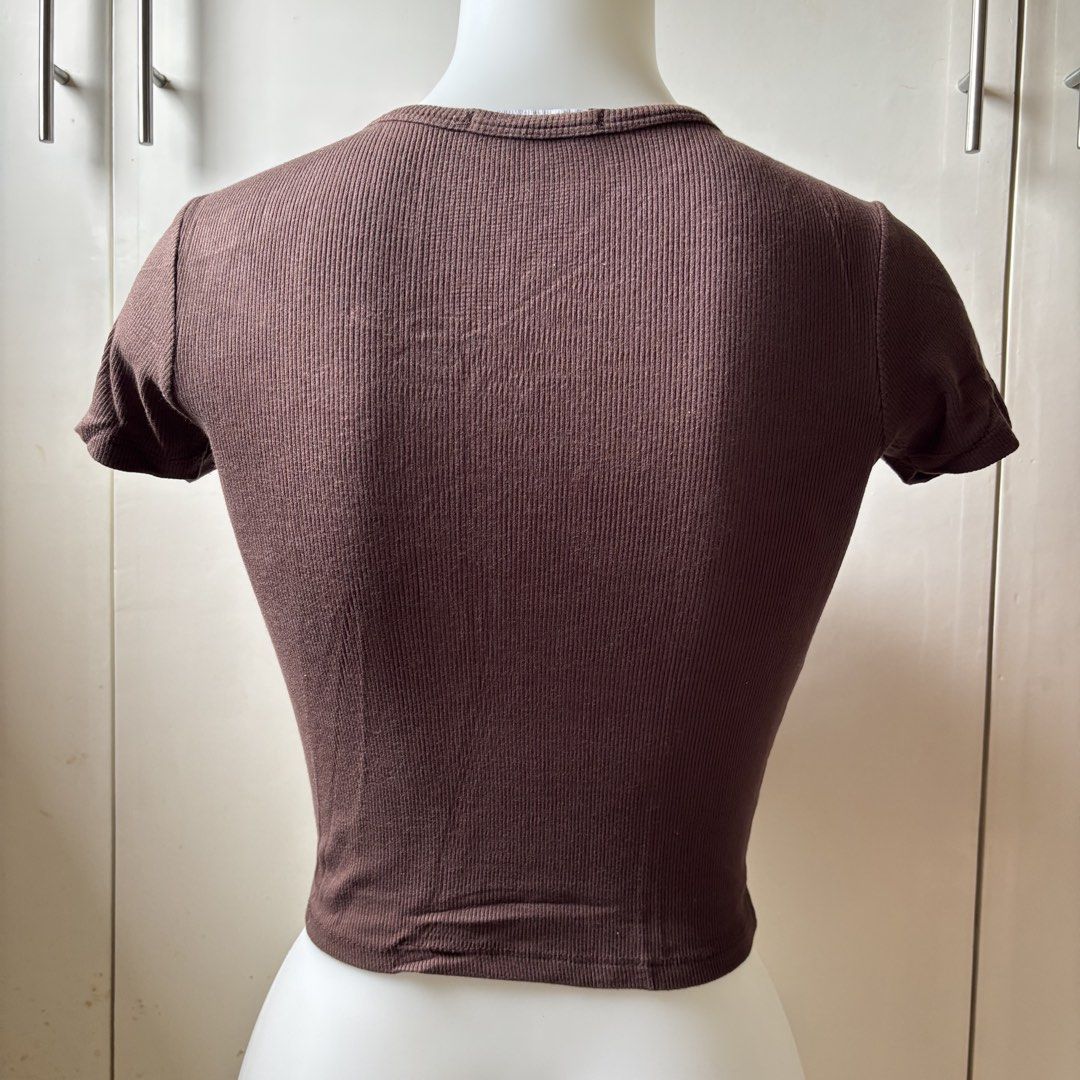 zara top (Category: Blouses) located in Manila. Submitted by lavieelle (Listing ID 1463464378, Image 3). Description: - authentic zara on sale - knitted fabric, doesn't need ironing - best fit small to medium frames - rfs: decluttering .