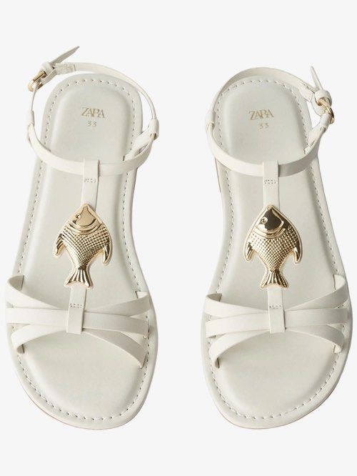 BNWT Zara White Sandal size 36 (Category: Babies & Kids Fashion) located in Cebu City. Submitted by jad088 (Listing ID 1463343015, Image 2). Description: Bnwt Size 36 .