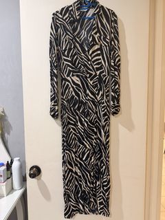 (Category: ) located in . Submitted by su_zie (Listing ID 1463466450, Image 1). Description: .