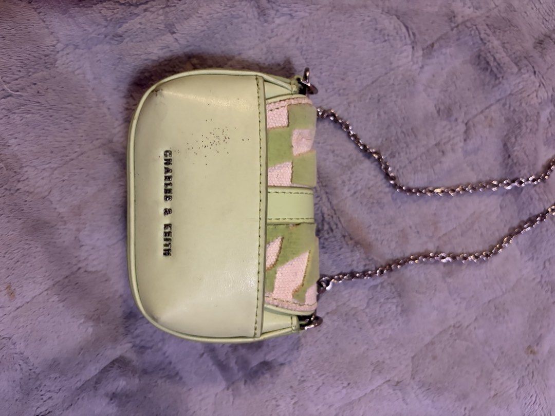 Zetta Belt Buckle Checkered Mini Bag - Mint Green (Category: Cross-body Bags) located in Norzagaray. Submitted by phlpld (Listing ID 1463496409, Image 2). Description: .