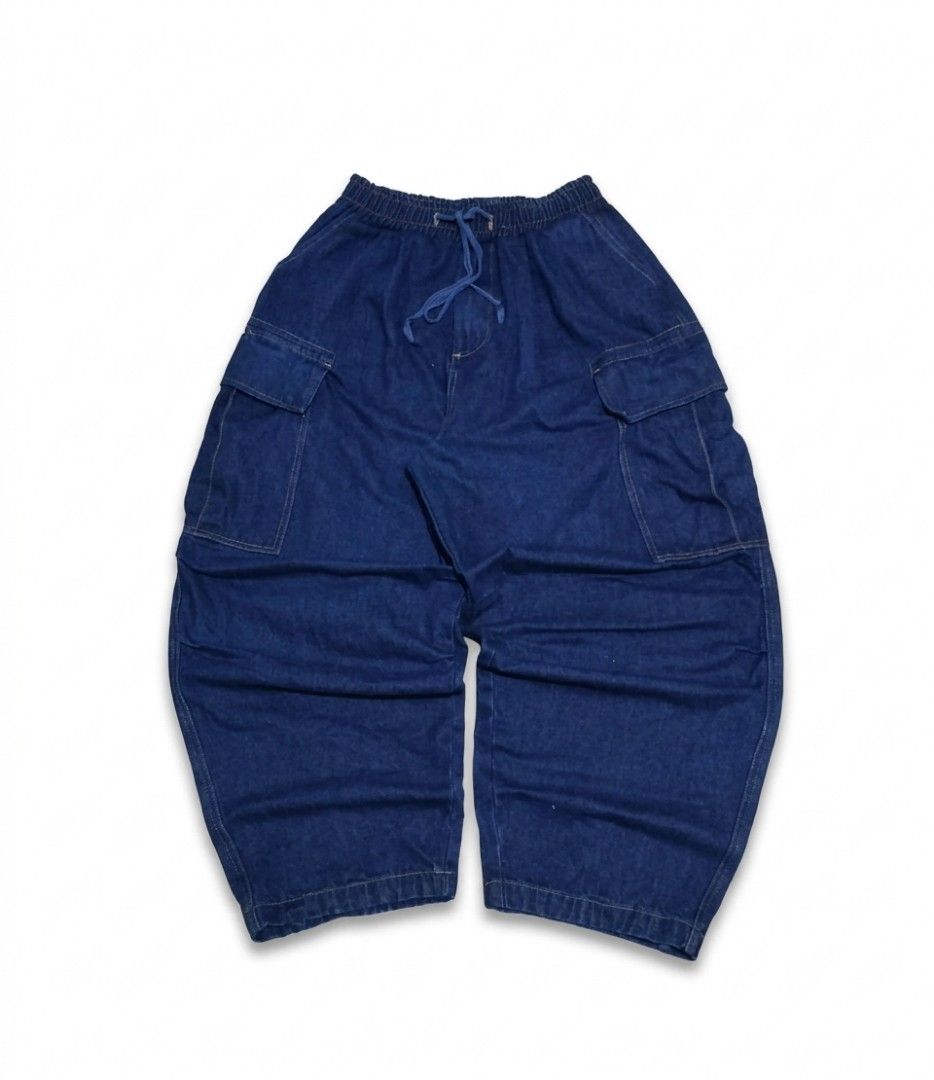 Zing Up Zu Studios Massive Balloon Denim Cargo Pants (Category: Jeans) located in San Mateo. Submitted by jhaixsober (Listing ID 1463486424, Image 1). Description: DIMES WAISTLINE 30-37 LENGTH 41 THIGH 17 HEM 10 -JAPANESE BRAND -EXCELLENT CONDITION -NO ISSUE -COLOR RATE 10/10 -HARD X HEAVY -SOLID ITEM -SOLID FITTINGS -READY TO USE LOCATION: QUEZON CITY COURIER: J&T AND LALAMOVE MOP: GCASH ONLY.