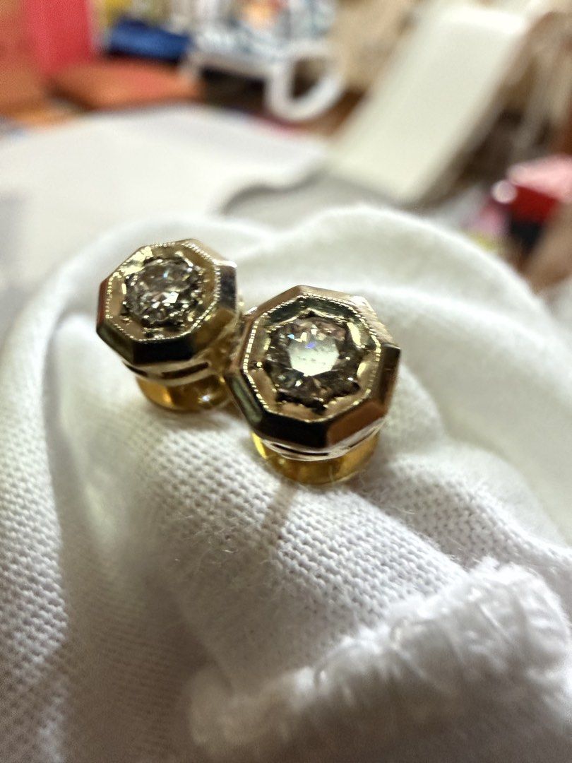 14k Gold Diamond Octagon Stud Earrings(2tone) (Category: Earrings) located in Cebu City. Submitted by jocapin32 (Listing ID 1463575705, Image 2). Description: - Each earring features a sparkling diamond - Classic and versatile design, suitable for everyday wear or special occasions - A timeless addition to any jewelry collection.