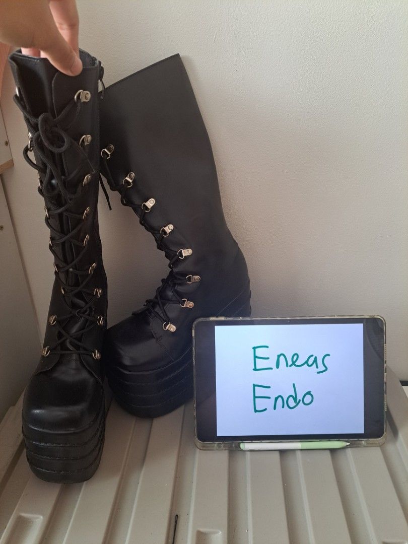 17CM Chunky Platform Boots (Category: Boots) located in Manila. Submitted by then0rthstar (Listing ID 1463741865, Image 1). Description: Need to sell for emergency funds 🥹 17cm platform boots • Size 43 (Sized up to add insoles) • Used once at a convention • Retail price is 6k —— SP: 1500 ( negotiable 🙏) LOC: Cavite, willing to meet as long as you cover fare! MOP: Gcash, Gotyme, Bdo, Maribank.