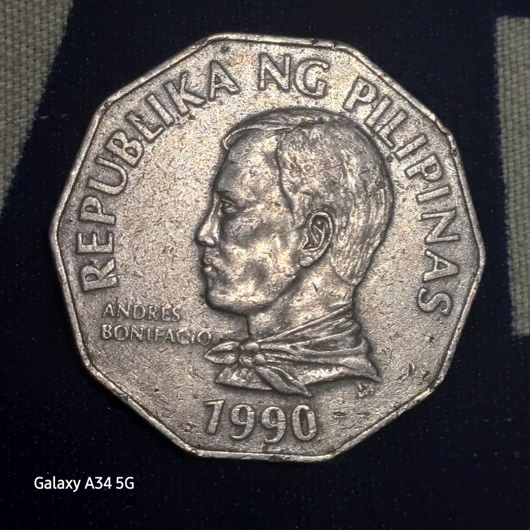 1990 2 pesos (Category: Currency) located in Quezon City. Submitted by coin_hunter.ph (Listing ID 1463564616, Image 1). Description: .