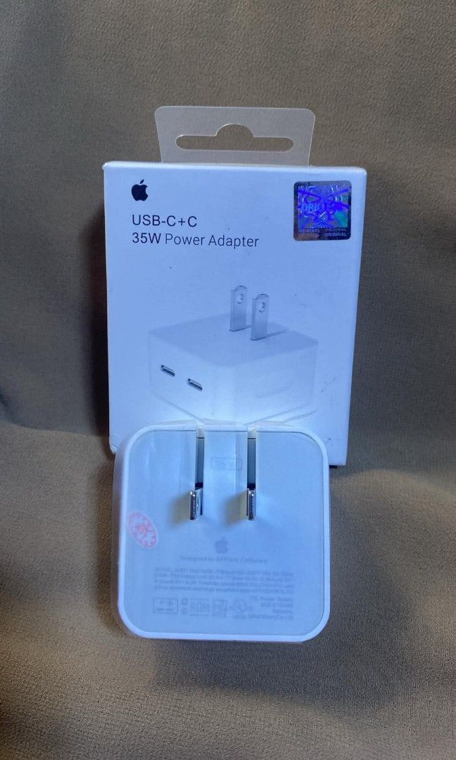 35W USB-C+C DUAL ADAPTER (Category: Chargers & Cables) located in Manila. Submitted by pricious (Listing ID 1463671313, Image 1). Description: .