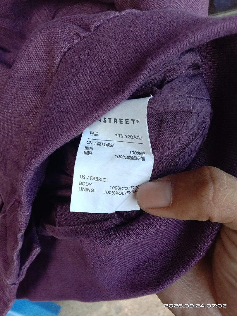 714 street like Detroit jacket (Category: Activewear) located in Manila. Submitted by ramzzyyy (Listing ID 1463739460, Image 3). Description: this is like a work wear jacket came from 714 street brand, heavy all good condition like new and no hidden issues..