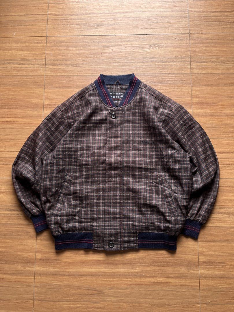 90s Berkeley Brown Plaid Bomber Jacket (Category: Coats, Jackets and Outerwear) located in Davao. Submitted by spilled.bins (Listing ID 1463681189, Image 1). Description: 90s Berkeley Brown Plaid Bomber Jacket With Shoulder Pads Width: 23.5in Length: 26.5in Boxy XL Measurement | Fits Large Excellent Condition Mine: ₱600 . +shipping fee on top . Model Reference: Height: 5’5 feet Weight: 68kg.