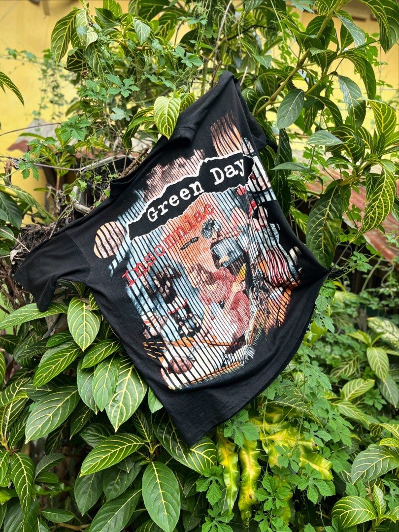 90s Green Day Insomniac (Category: Tshirts & Polo Shirts ) located in Leyte. Submitted by to.the.other.side (Listing ID 1463592615, Image 3). Description: 90s Green Day Insomniac euro boot W 23 L 27.5 Large on Tag 15k php obo.