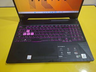 (Category: ) located in . Submitted by zeejaylaptops (Listing ID 1463588128, Image 1). Description: .