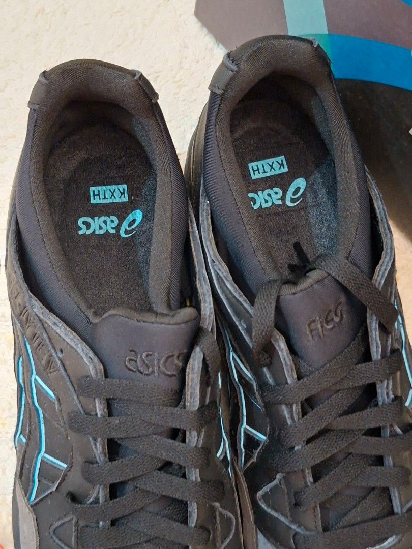 🐢 ASICS GEL-LYTE III x KITH “Leatherbacks” (Category: Sneakers) located in Taguig. Submitted by authprelovedonlineshop2 (Listing ID 1463630371, Image 3). Description: ### 🐢 ASICS GEL-LYTE III x KITH “Leatherbacks” **🔥 Rare collaboration — BNDS / OG All!** - **ASICS GEL-LYTE III x KITH “Leatherbacks”** - Iconic **Leatherbacks** colorway - **US Size 11** - **Brand New Deadstock (BNDS)** - **OG all** — complete with original packaging/accessories