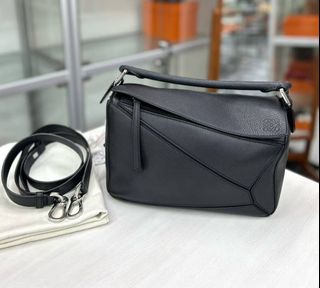 (Category: ) located in . Submitted by millenlavish_outlet (Listing ID 1463616344, Image 1). Description: .