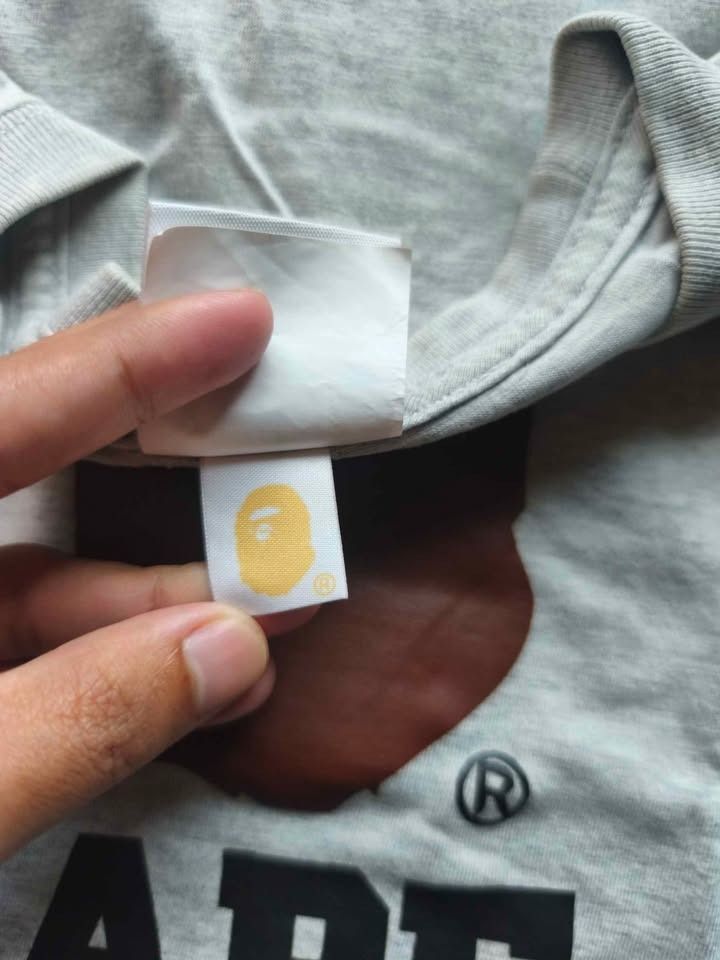 A Bathing 4pe (Category: Tshirts & Polo Shirts ) located in Manila. Submitted by bossjear (Listing ID 1463679212, Image 3). Description: Off legit best fit small to medium 26X19.5 Paco manila j&t or lalamove..