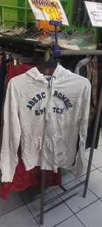 (Category: ) located in . Submitted by thriftben (Listing ID 1463615836, Image 1). Description: .