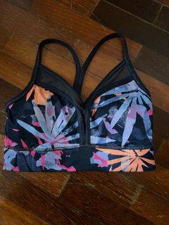 (Category: ) located in . Submitted by preloved-xcs (Listing ID 1463564796, Image 1). Description: .