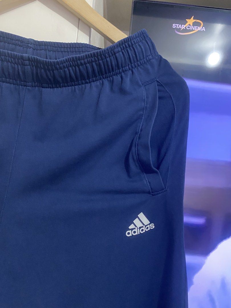 Adidas joggerpants (Category: Joggers) located in Santa Maria. Submitted by jordangail (Listing ID 1463611894, Image 3). Description: Adidas joggerpants Essential Sweatpants Manipis ang tela 100 on tag 30-34x38 Hem 5 Navy blue 9.9/10 Excellent No issue Mine Na Gcash Jnt God bless.