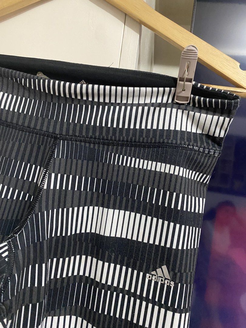 Adidas leggings (Category: Other Bottoms) located in Santa Maria. Submitted by jordangail (Listing ID 1463614838, Image 3). Description: Adidas leggings climalite 28x32 85 on tag Pdeng pang running pickleball or gym May small pocket sa bewang No issue Excellent Mine na Gcash Jnt God bless.