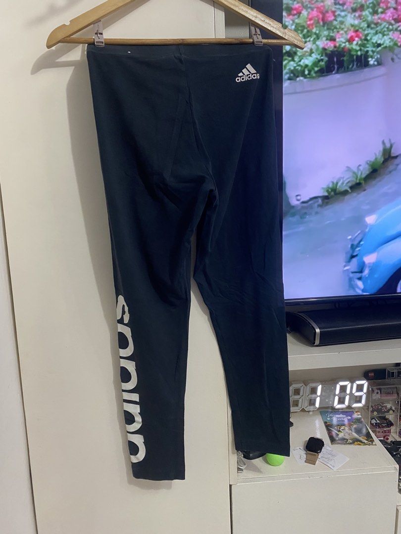 Adidas leggings (Category: Other Bottoms) located in Santa Maria. Submitted by jordangail (Listing ID 1463619136, Image 2). Description: Adidas leggings Small on tag 24-28x34 92% cotton 8% elastane Spell out No issue No crack prints Mine na Gcash Jnt God bless .