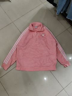 (Category: ) located in . Submitted by carlthriftwearapparel (Listing ID 1463659147, Image 1). Description: .