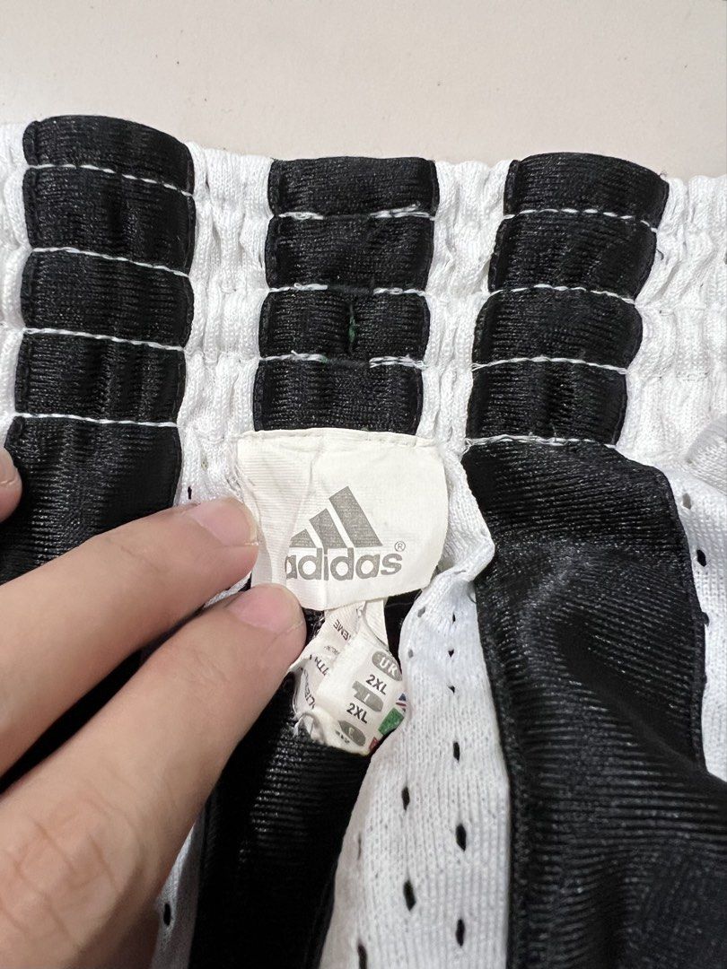 Adidas Reversible Shorts (Category: Shorts) located in Talisay. Submitted by maxiesgarments (Listing ID 1463612027, Image 3). Description: Reversible Size L-XL Best for basketball.