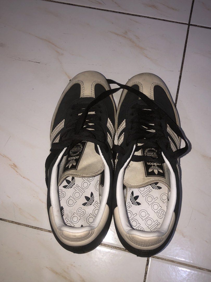 Adidas samba “core black/white” sneakers (Category: Dress Shoes) located in Manila. Submitted by merzci (Listing ID 1463659799, Image 1). Description: RFS: shoes doesn’t fit perfectly and wrong size.