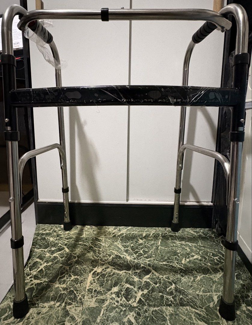 Adjustable Folding Walker for Seniors Mobility Aid (Category: Medical Supplies & Tools) located in Plaridel. Submitted by thefatbearinside (Listing ID 1463674693, Image 2). Description: ALMOST NEW STAINLESS STEEL WALKER — ₱599 Bought in April for my mom and only lightly used. ❤️ She has now recovered and is walking independently, so we no longer need it. Hoping it can be useful to someone who needs a reliable walking aid. 😊 ✨ Stainless steel fra