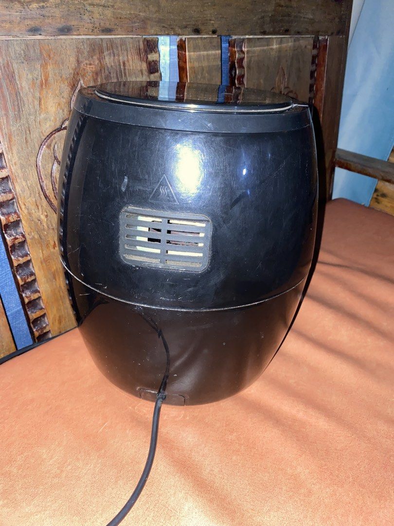 Air fryer (Category: Cookware & Accessories) located in Calamba. Submitted by dennioly (Listing ID 1463619173, Image 3). Description: .