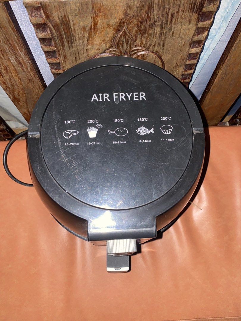 Air fryer (Category: Cookware & Accessories) located in Calamba. Submitted by dennioly (Listing ID 1463619173, Image 2). Description: .