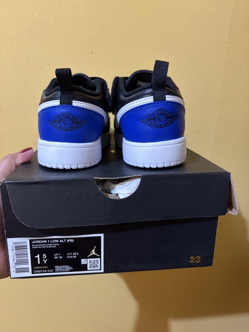 Air Jordan 1 Low Alt (PS) (Category: Babies & Kids Fashion) located in Valenzuela. Submitted by kyrhq (Listing ID 1463621534, Image 3). Description: Air Jordan 1 Low *Velcro Closure Color: Blue, Black Size: US 1.5Y.