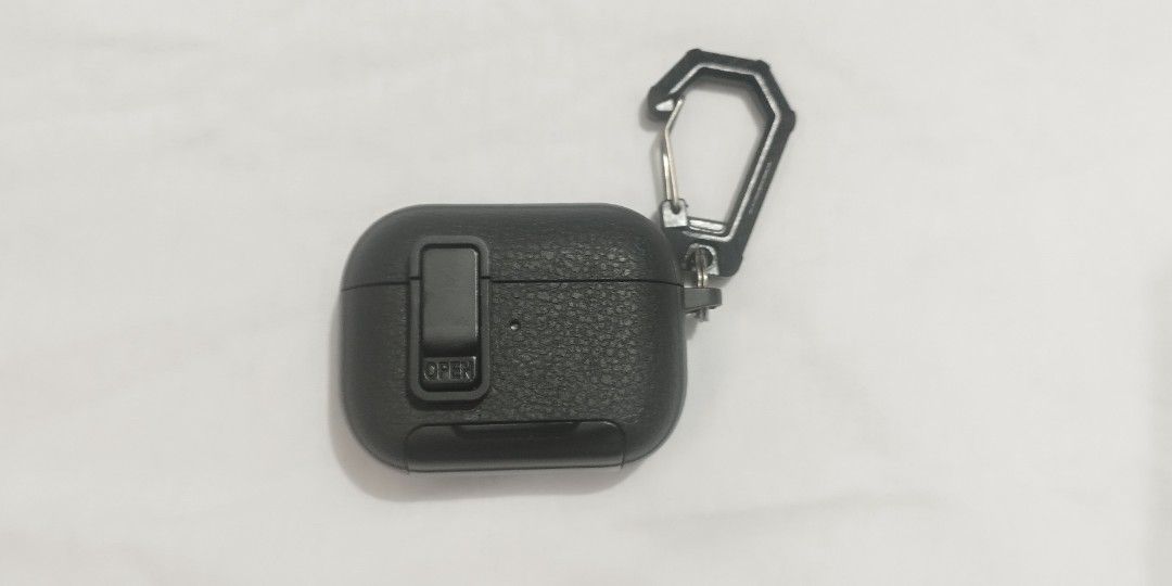Airpods PRO 2 CHARGING CASE WITH CASE COVER! - Type C (Category: Earphones) located in Manila. Submitted by swiftearth.273067 (Listing ID 1463661691, Image 1). Description: Airpods PRO 2 CHARGING CASE WITH CASE COVER! - Type C 2.8k RFS- BUY AND SELL SLIGHTLY NEGOTIABLE - Used but still in Pristine Condition - Good replacement for your defect or lost AirPods - Guaranted Original/Authentic. Model - A2968 Compatible ( A3047 , A3048 , A3049 ) Open fo