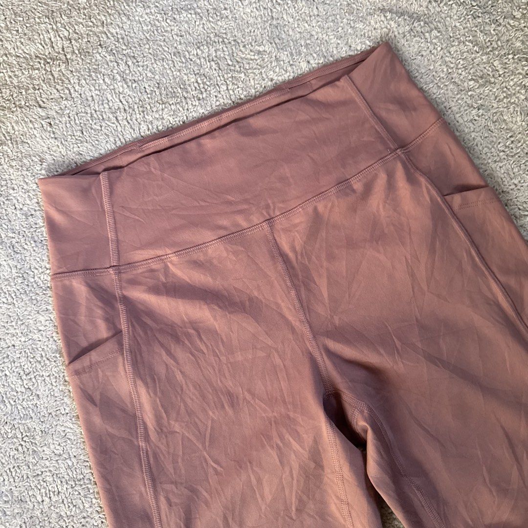 All in Motion Shorts (M) (Category: Activewear) located in Vigan. Submitted by chiyannav (Listing ID 1463706929, Image 2). Description: .