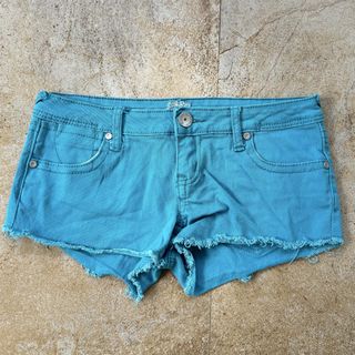 (Category: ) located in . Submitted by luxnmore_dvo (Listing ID 1463558308, Image 1). Description: .