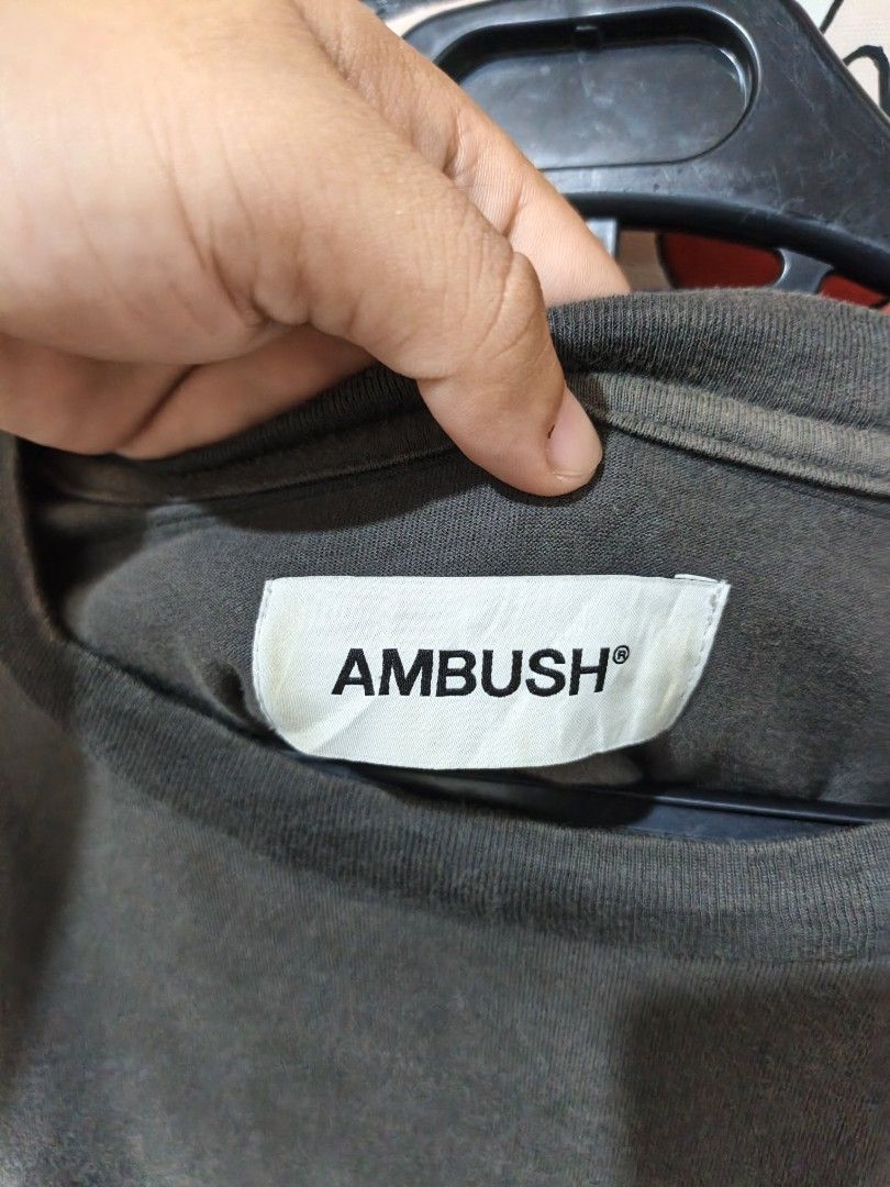 Ambush Folded Edge (Category: Tshirts & Polo Shirts ) located in Nasipit. Submitted by zaynzdrip (Listing ID 1463666231, Image 3). Description: AMBUSH folded-edge crew-neck T-shirt Size 2 Embroided Logo at chest 25 width by 27 length Excellent to New Condition 800+ sf negotiable 📍Mindanao, 8602.