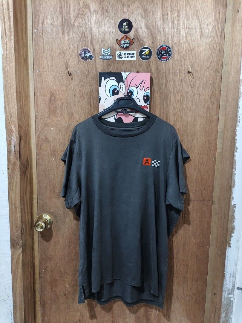 Ambush Folded Edge (Category: Tshirts & Polo Shirts ) located in Nasipit. Submitted by zaynzdrip (Listing ID 1463666231, Image 1). Description: AMBUSH folded-edge crew-neck T-shirt Size 2 Embroided Logo at chest 25 width by 27 length Excellent to New Condition 800+ sf negotiable 📍Mindanao, 8602.