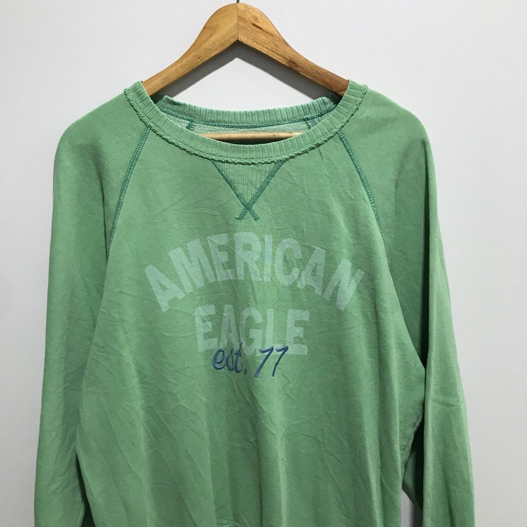 AMERICAN EAGLE Green Sweatshirt (Category: Coats, Jackets and Outerwear) located in Cavite. Submitted by tanya.valentin (Listing ID 1463704427, Image 1). Description: - 23x27.