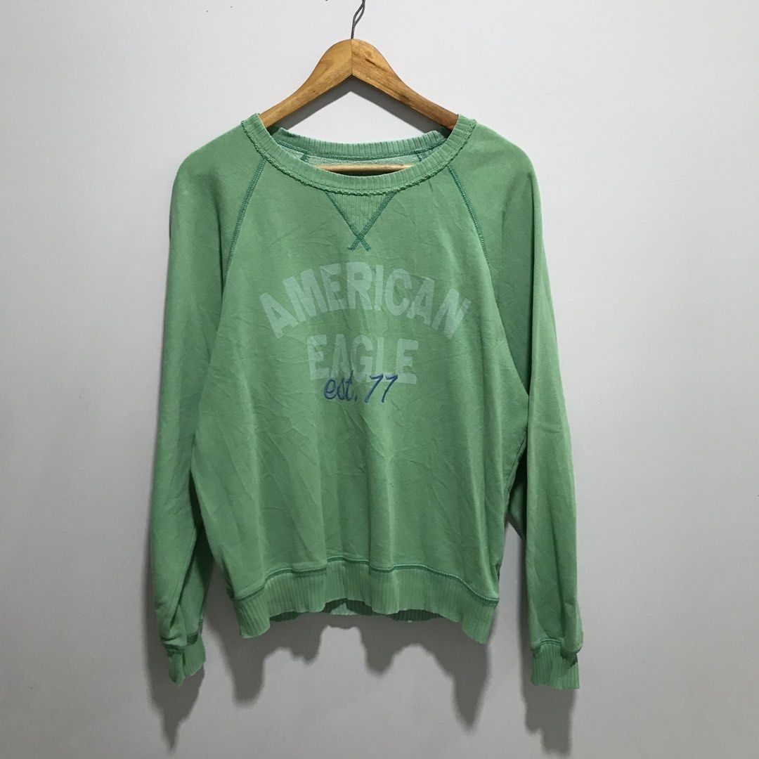 AMERICAN EAGLE Green Sweatshirt (Category: Coats, Jackets and Outerwear) located in Cavite. Submitted by tanya.valentin (Listing ID 1463704427, Image 2). Description: - 23x27.