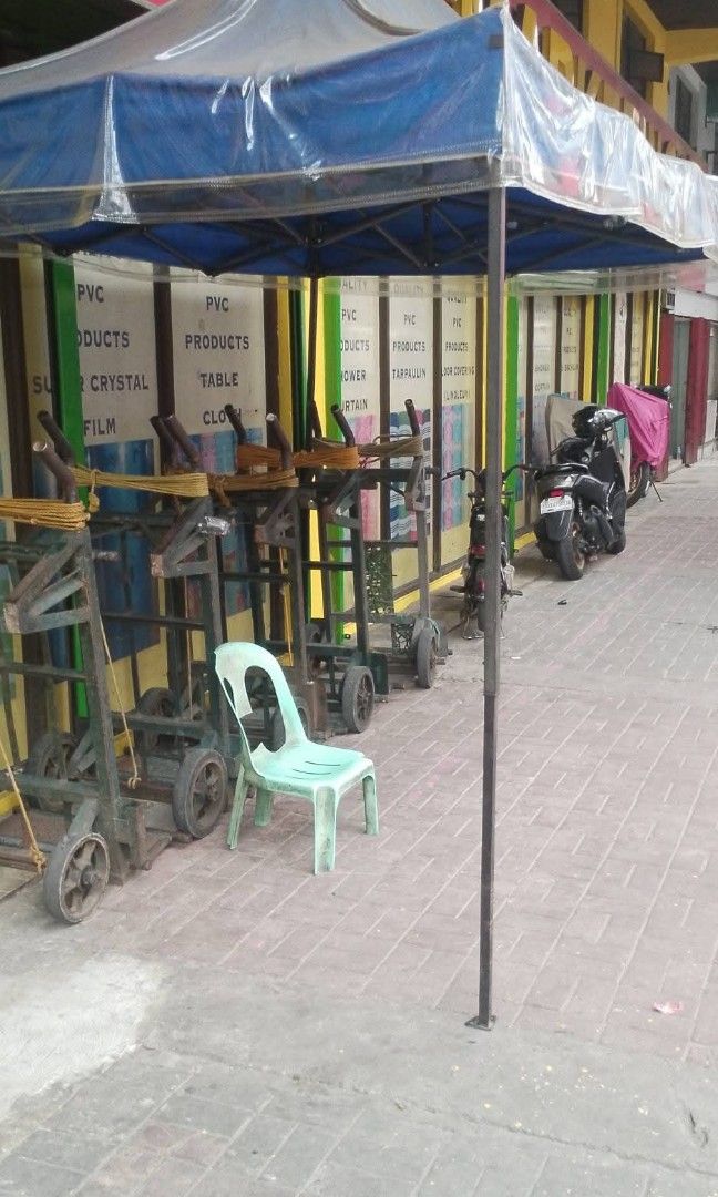 American vinyl (Category: Outdoor Furniture) located in Manila. Submitted by saguittarian06 (Listing ID 1463693163, Image 2). Description: .