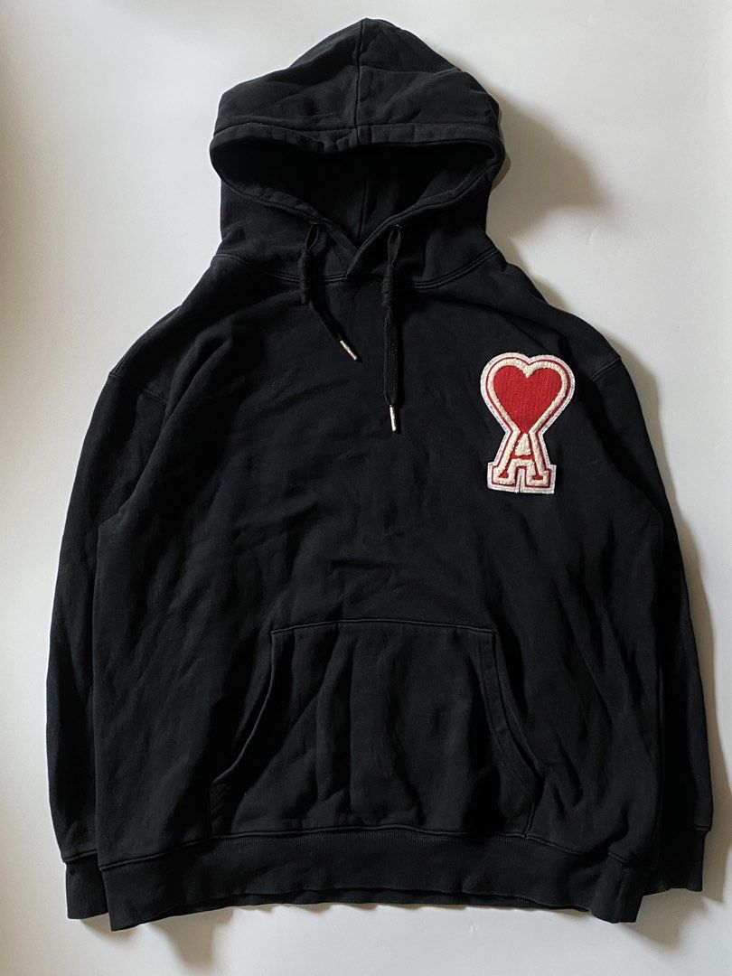 Ami Paris De Coeur Black Pullover Hoodie (Category: Coats, Jackets and Outerwear) located in Manila. Submitted by finofindthisart (Listing ID 1463639916, Image 2). Description: Length 25 Width 24 Measured it by inches P1499 Issue: N/A This is a pre-loved/thrifted items and may show minor signs of issue due to its vintage nature. Kindly manage expectations. No refunds or exchanges will be accepted. 📍Pasay City DM for inquiries..