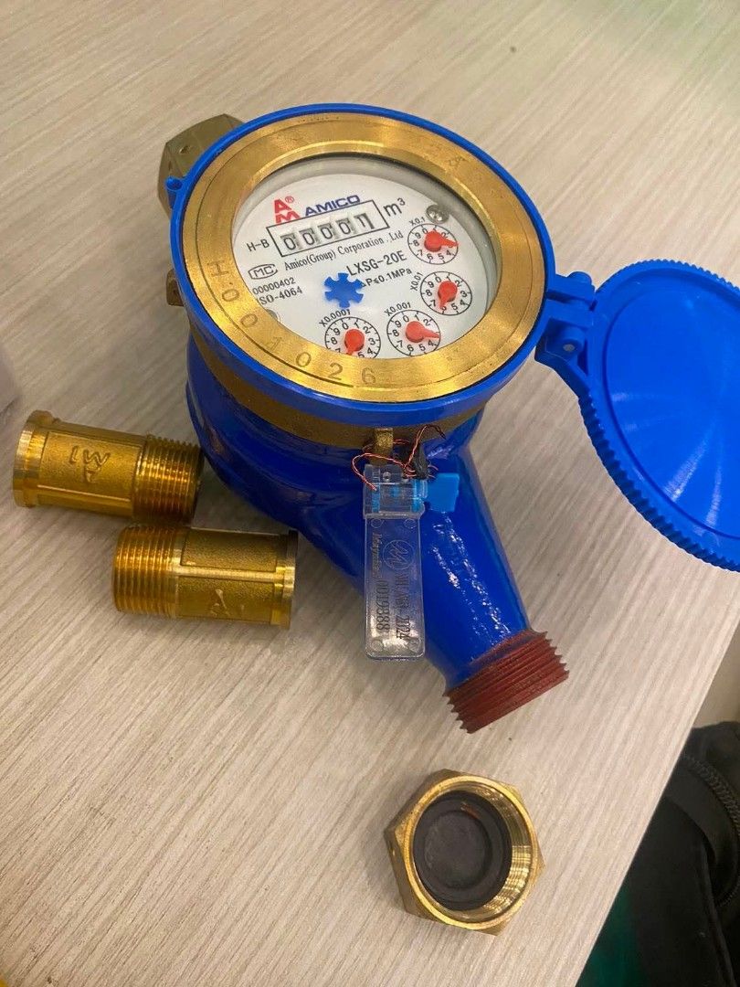 Amico water meter with Calibration Certificate (Category: Construction Tools & Equipment) located in Manila. Submitted by jaceandre (Listing ID 1463721906, Image 2). Description: - AMICO Water Meter 1/2 size - Includes brass fittings - Comes with calibration certificate - Current reading: 00000.402 - ISO-4064 Certified - Pressure Rating: P≤0.1MPa - Ideal for accurate water measurement.