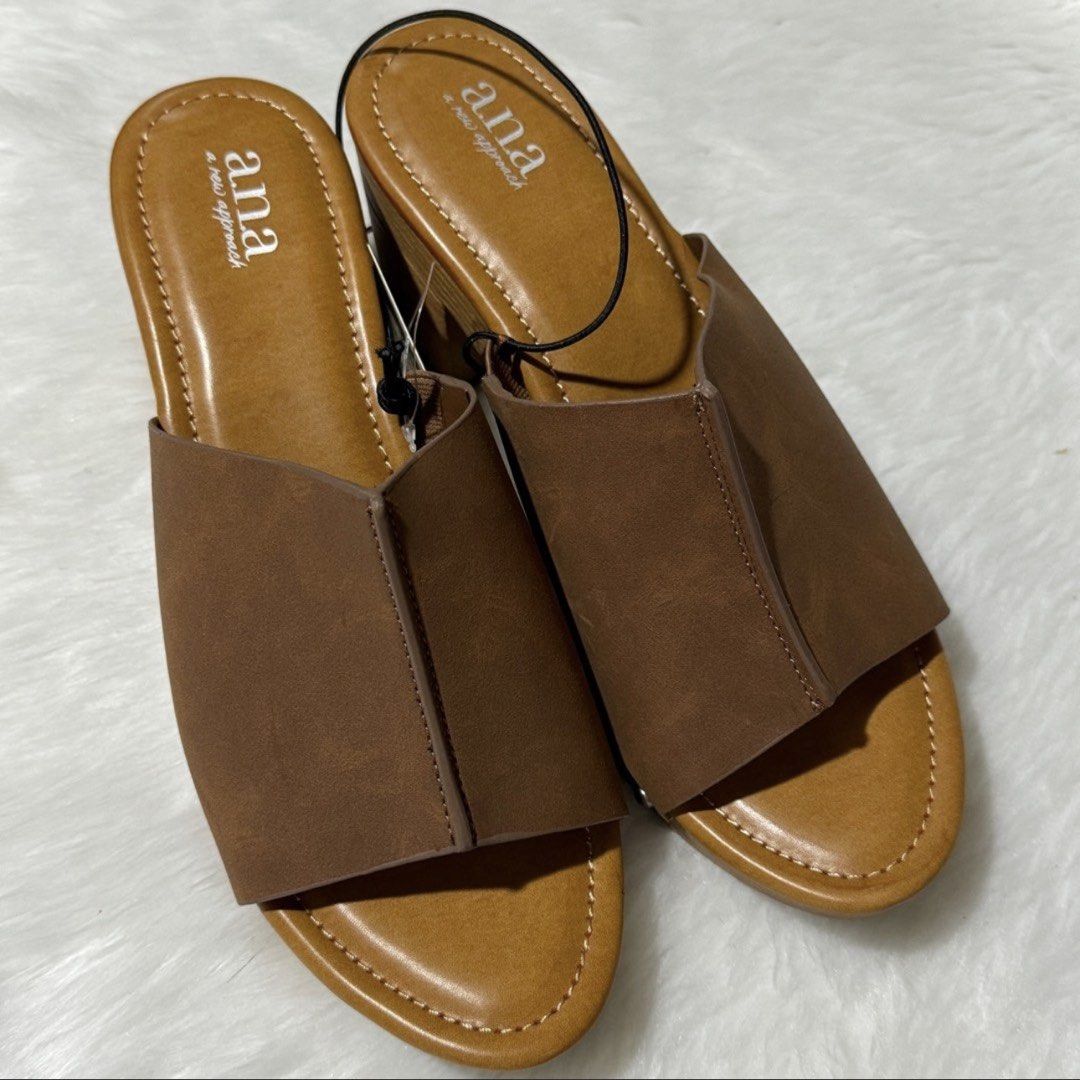 Ana Elissa Cognac - US10 (Category: Wedges) located in Las Pinas. Submitted by defg35 (Listing ID 1463643843, Image 1). Description: Never been used.
