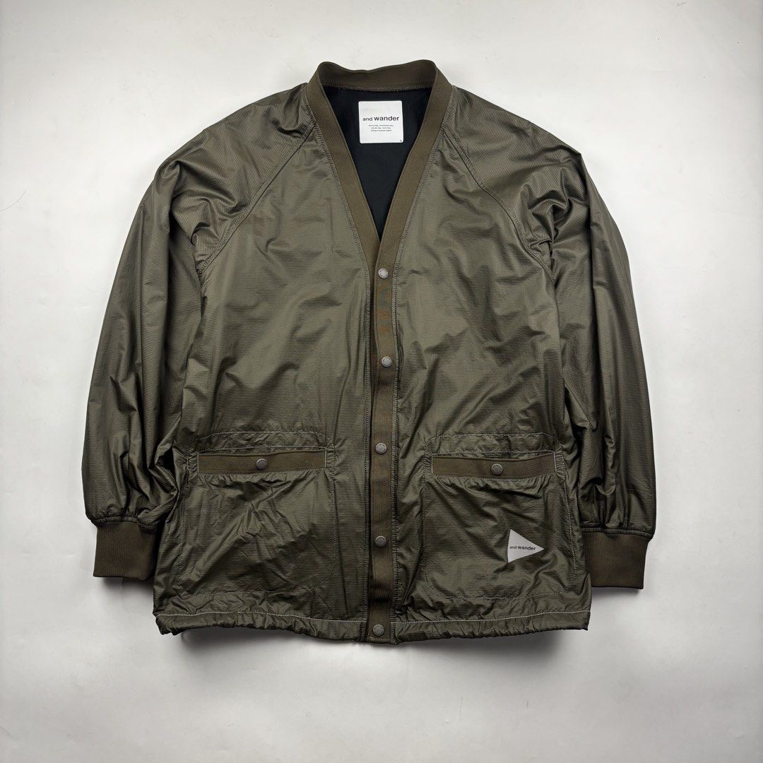 And Wander Ripstop Cardigan (Category: Coats, Jackets and Outerwear) located in Makati City. Submitted by ragrepository (Listing ID 1463681886, Image 1). Description: And Wander Ripstop Cardigan Tagged as 4 Length- 28.5” Pit to pit- 25.5” Sleeves- 30.5” Shoulder- Condition- 9.5/10 Flaw- None .