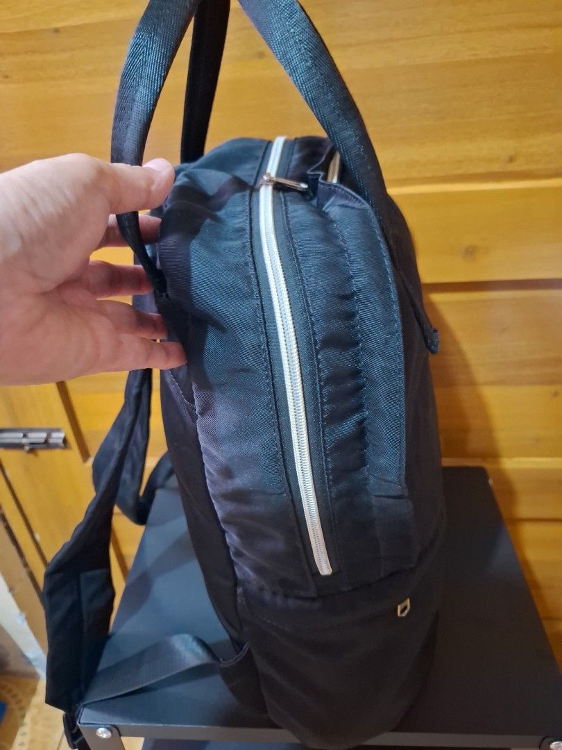 Anello Backpack Black (Category: Backpacks) located in Muntinlupa City. Submitted by googoosh_collection (Listing ID 1463578310, Image 3). Description: *Black Anello backpack with top handles and shoulder straps. Features multiple zipper compartments, including one with an inner mesh pocket. Spacious and perfect for daily use or travel. *RFS: Decluttering MOD: Lalamove (Shipping fee shouldered by the buyer) MOP: Gcash 📍Location: Muntinlupa.