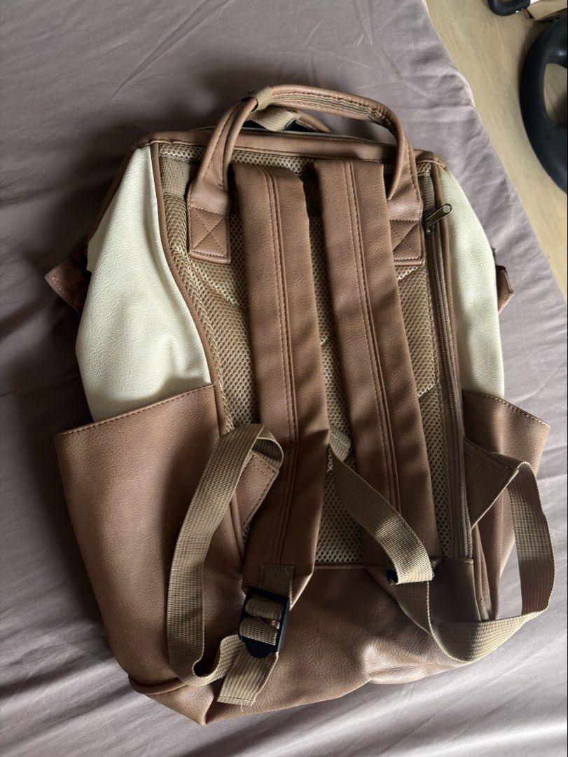 Anello PU Leather Backpack Rucksack (Category: Backpacks) located in Manila. Submitted by iamemmc (Listing ID 1463645774, Image 2). Description: Selling: Anello PU Leather Backpack Rucksack - 2 in 1 color leather - Very good condition - Guaranteed original RFS: Decluttering Price: 2500 only Manila.