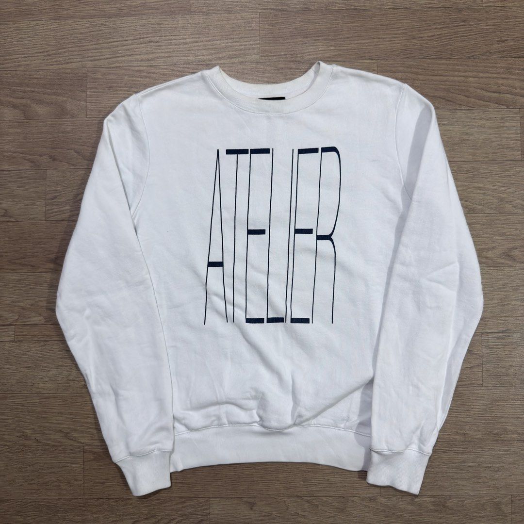 A.P.C Atelier crewneck jacket (Category: Luxury Apparel) located in Imus. Submitted by casterhitz (Listing ID 1463561184, Image 1). Description: Small 20x27 No issue Excellent condition .