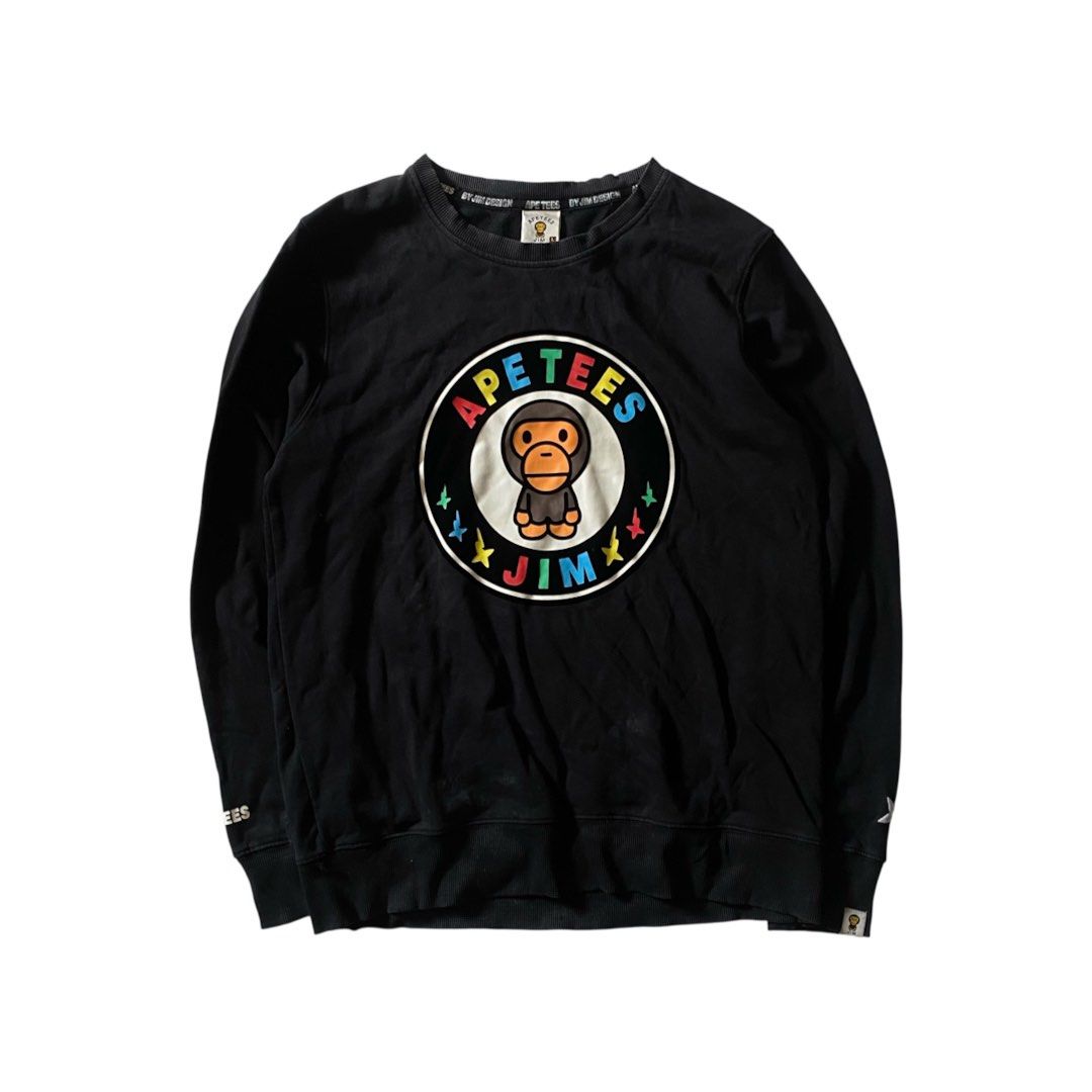 Ape Tees By Jim Crewneck Sweatshirt (Category: Coats, Jackets and Outerwear) located in Manila. Submitted by finofindthisart (Listing ID 1463640139, Image 1). Description: Length 26 Width 21 Measured it by inches Issue: N/A This is a pre-loved/thrifted items and may show minor signs of issue due to its vintage nature. Kindly manage expectations. No refunds or exchanges will be accepted. 📍Pasay City DM for inquiries..