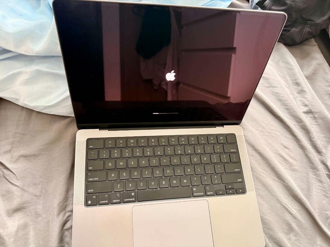 Apple MacBook Pro 14-inch M3 Chip (Category: Laptops & Notebooks) located in Pasay City. Submitted by browniefudge (Listing ID 1463634683, Image 3). Description: Apple MacBook Pro 14-inch (2023) with 16GB of unified memory features an Apple M2 Pro chip (10-core or 12-core CPU) and an English keyboard layout. Performance and HardwareProcessor (Chip): Apple M2 Pro with 10-core CPU (6 performance cores and 4 efficiency cores) or 12-core CPU; 16-core
