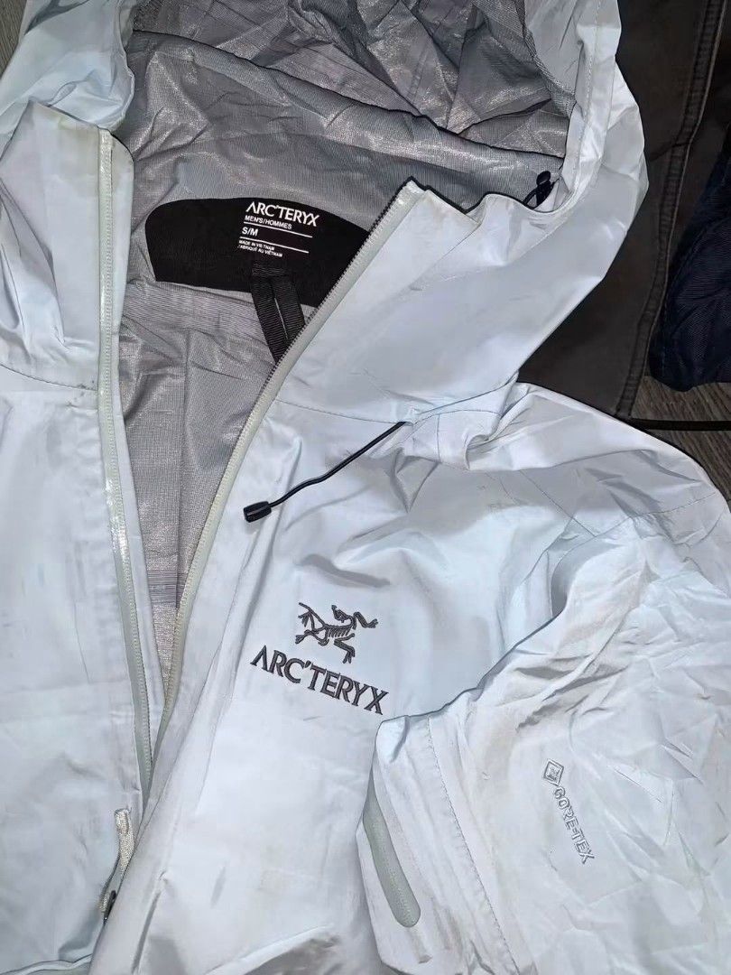 Arc'teryx Gore-Tex Shell Jacket S/M (Category: Coats, Jackets and Outerwear) located in Surigao. Submitted by rabin420 (Listing ID 1463699300, Image 3). Description: - Brand: Arc'teryx - Material: Gore-Tex - Color: Light Blue - Size: S/M - Features: Hooded, full zip closure, adjustable drawstring hem, two front zip pockets - Benefits: Lightweight, waterproof, ideal for outdoor activities.