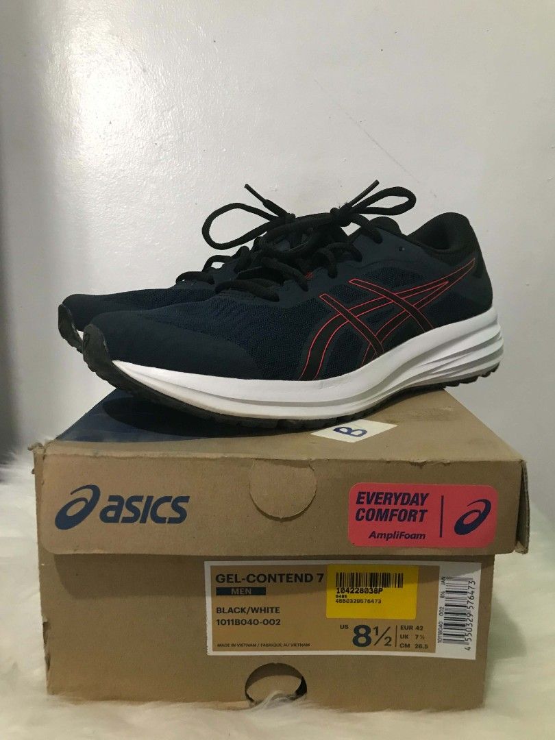 ASICS Gel-Contend 7 Men's Running Shoes (Category: Sneakers) located in Manila. Submitted by vincent.seller (Listing ID 1463611267, Image 3). Description: - ASICS Gel-Contend 7 Men's Running Shoes - Color: Black and White - Size: US 8.5 / UK 7.5 / EUR 42 - Ideal for everyday comfort and running - Comes with original box.